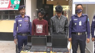 পলাশে চীনা নাগরিকদের চুরি হওয়া ৫ ল্যাপটপসহ দুই যুবক আটক